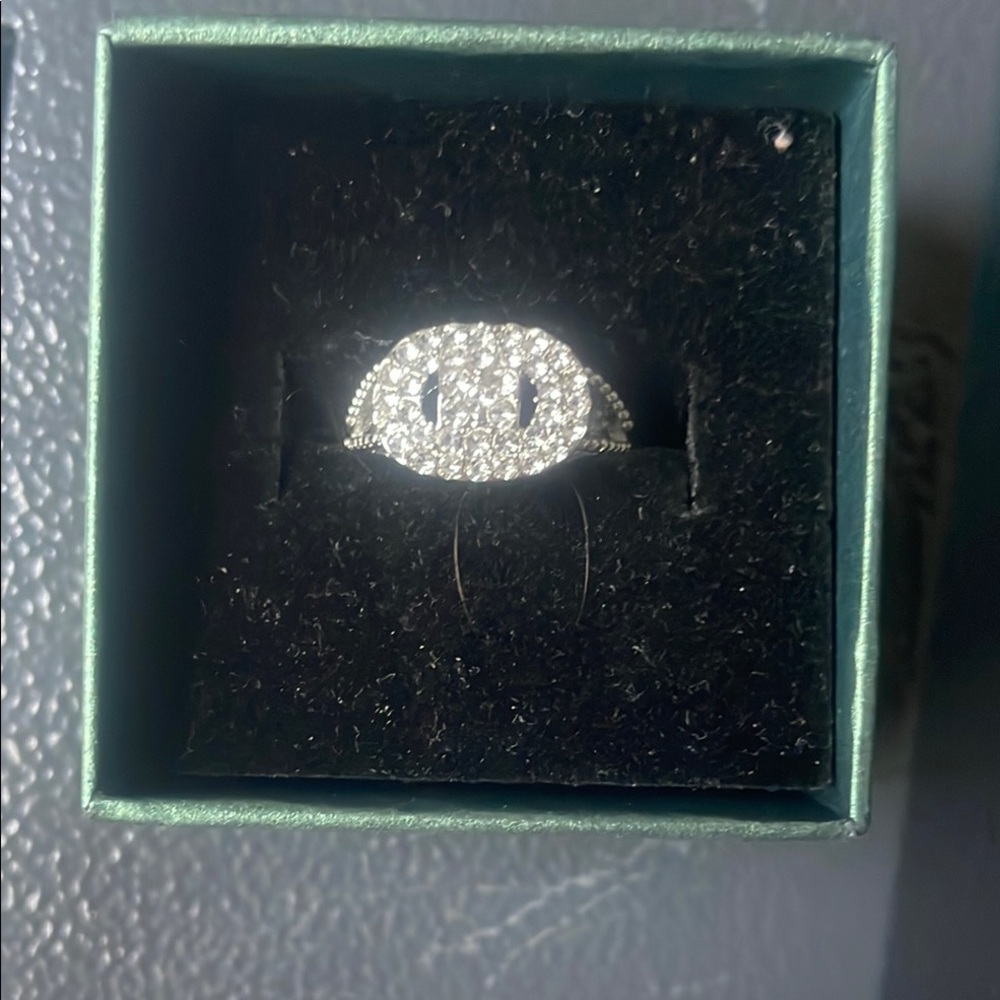 Elegant Silver Women's Ring